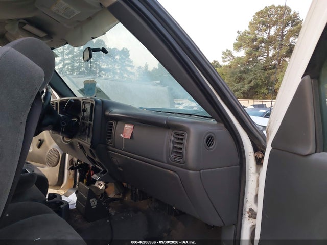 Продажа на аукционе авто 2006 Chevrolet Silverado 2500hd Work Truck, vin: 1GCHC24U06E184676, номер лота: 46206986