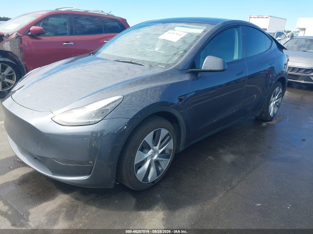 46207016 :رقم المزاد ، 7SAYGAEEXPF913727 vin ، 2023 Tesla Model Y Awd/long Range مزاد بيع