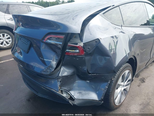 46207016 :رقم المزاد ، 7SAYGAEEXPF913727 vin ، 2023 Tesla Model Y Awd/long Range مزاد بيع