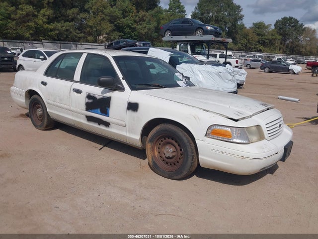 46207031 :رقم المزاد ، 2FAFP71W8YX162561 vin ، 2000 Ford Crown Victoria Police Pkg Police Interceptor مزاد بيع