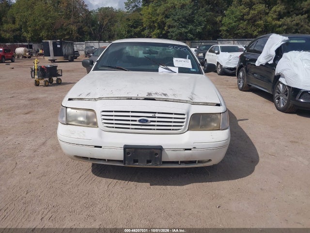 2000 Ford Crown Victoria Police Pkg Police Interceptor მანქანა იყიდება აუქციონზე, vin: 2FAFP71W8YX162561, აუქციონის ნომერი: 46207031