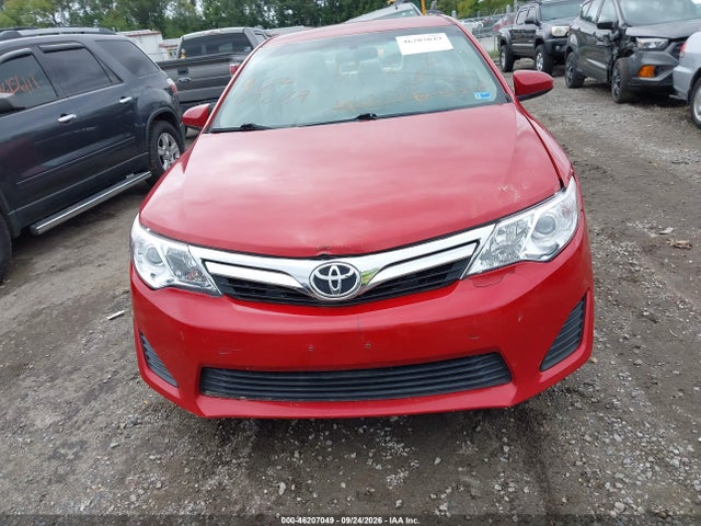 46207049 :رقم المزاد ، 4T4BF1FK9ER379815 vin ، 2014 Toyota Camry Le مزاد بيع