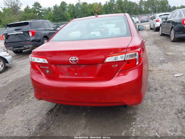 46207049 :رقم المزاد ، 4T4BF1FK9ER379815 vin ، 2014 Toyota Camry Le مزاد بيع