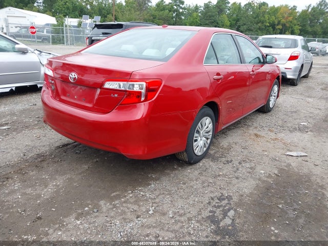 46207049 :رقم المزاد ، 4T4BF1FK9ER379815 vin ، 2014 Toyota Camry Le مزاد بيع