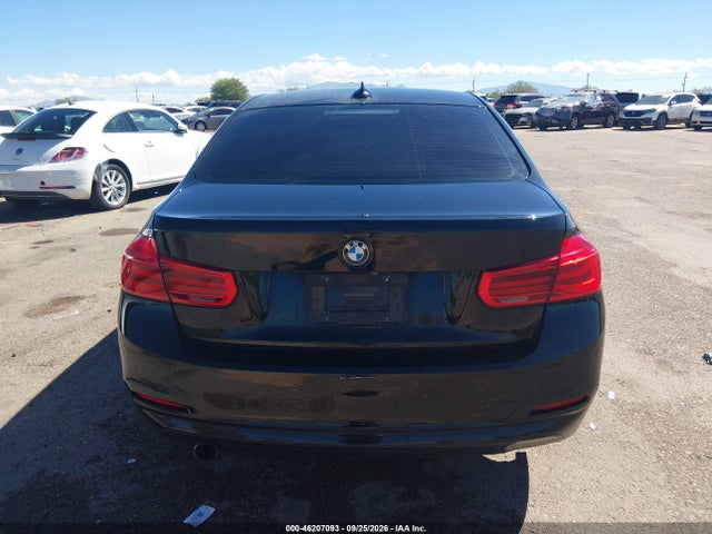 WBA8E1G57JNU89994 BMW 320i