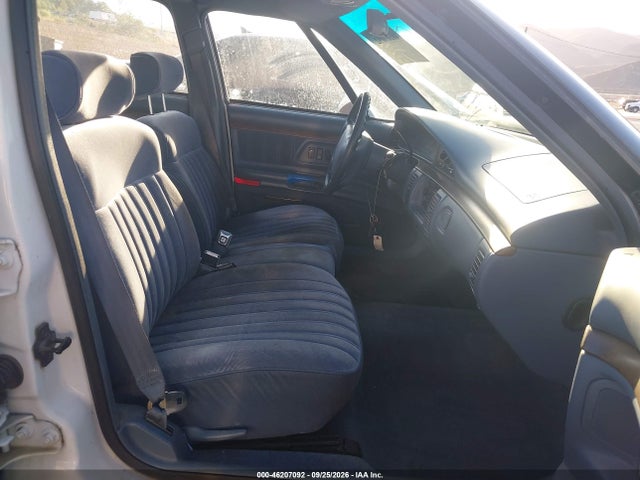 46207092 :رقم المزاد ، 1G3HN52L7R4827069 vin ، 1994 Oldsmobile 88 Royale مزاد بيع