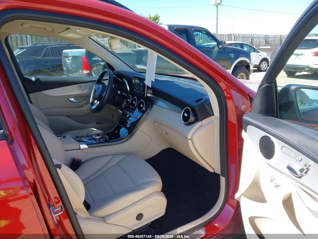 Продаж на аукціоні авто 2017 Mercedes-benz Glc 300 4matic, vin: WDC0G4KB1HF214452, номер лоту: 46207145