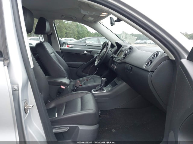 2016 Volkswagen Tiguan S მანქანა იყიდება აუქციონზე, vin: WVGAV7AX0GW545743, აუქციონის ნომერი: 46207260