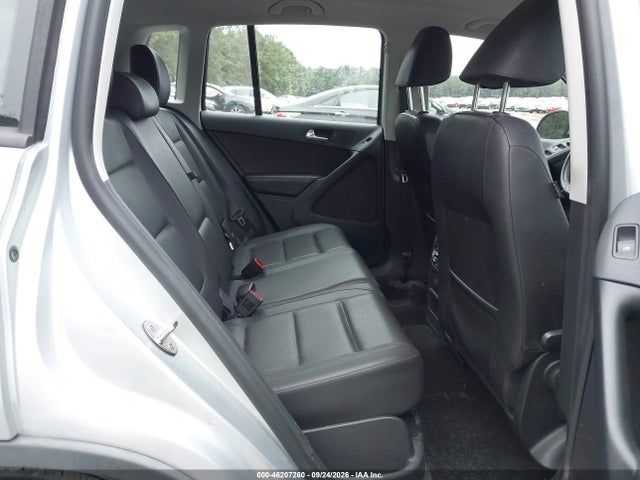 2016 Volkswagen Tiguan S მანქანა იყიდება აუქციონზე, vin: WVGAV7AX0GW545743, აუქციონის ნომერი: 46207260