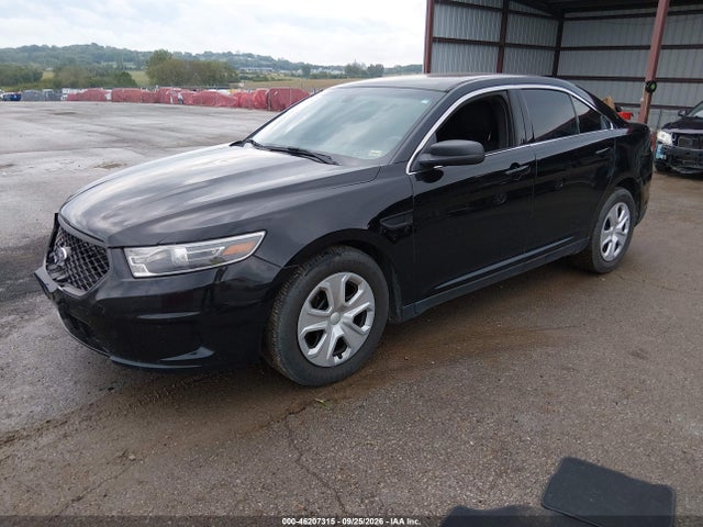 2015 Ford Police Interceptor მანქანა იყიდება აუქციონზე, vin: 1FAHP2MK6FG203681, აუქციონის ნომერი: 46207315