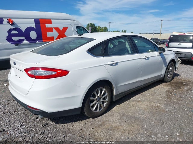 46207339 :رقم المزاد ، 3FA6P0G73FR210552 vin ، 2015 Ford Fusion S مزاد بيع