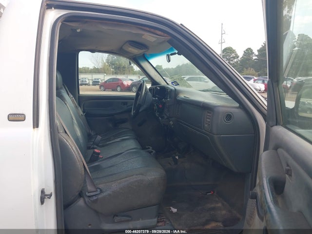 2002 Chevrolet Silverado C1500 მანქანა იყიდება აუქციონზე, vin: 1GCEC14V42Z288502, აუქციონის ნომერი: 46207379