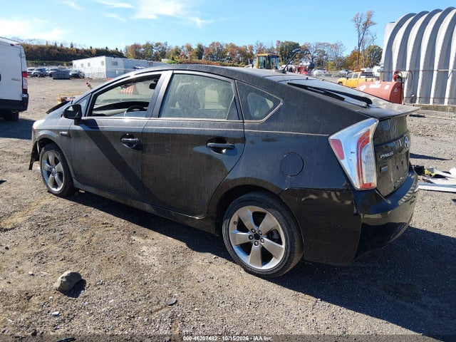 46207482 :رقم المزاد ، JTDKN3DU0D1661164 vin ، 2013 Toyota Prius Three Se مزاد بيع