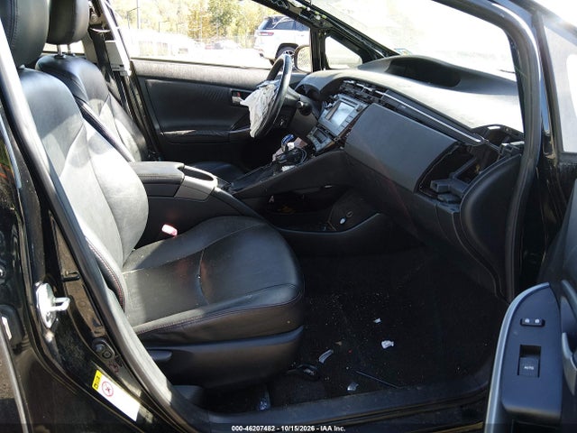 46207482 :رقم المزاد ، JTDKN3DU0D1661164 vin ، 2013 Toyota Prius Three Se مزاد بيع