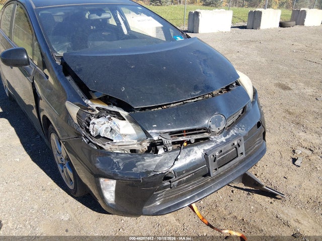 46207482 :رقم المزاد ، JTDKN3DU0D1661164 vin ، 2013 Toyota Prius Three Se مزاد بيع
