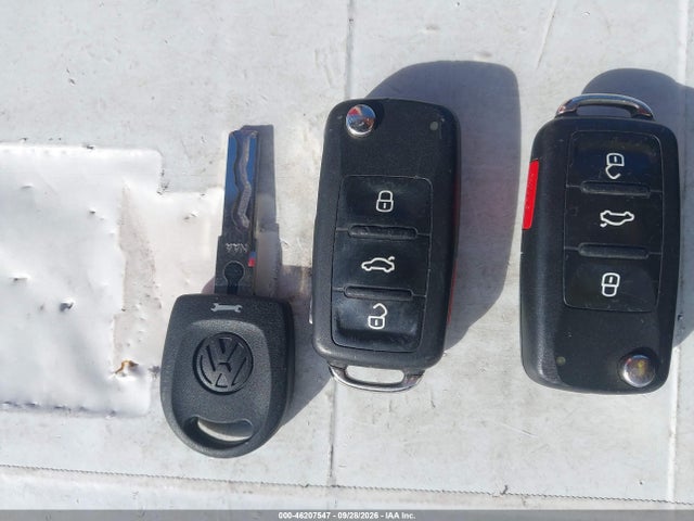 46207547 :رقم المزاد ، WVWHD7AJ7DW123630 vin ، 2013 Volkswagen Gti Sunroof   Navi مزاد بيع