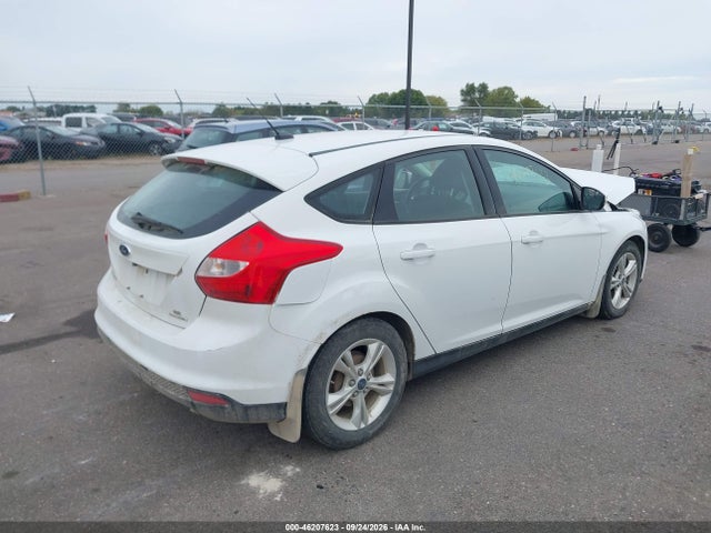 Ford FOCUS SE 2014 1FADP3K29EL131405 Image 4