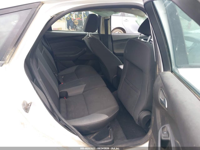 Ford FOCUS SE 2014 1FADP3K29EL131405 Image 8