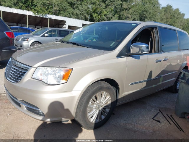 46207645 :رقم المزاد ، 2C4RC1GG1DR777368 vin ، 2013 Chrysler Town & Country Limited مزاد بيع