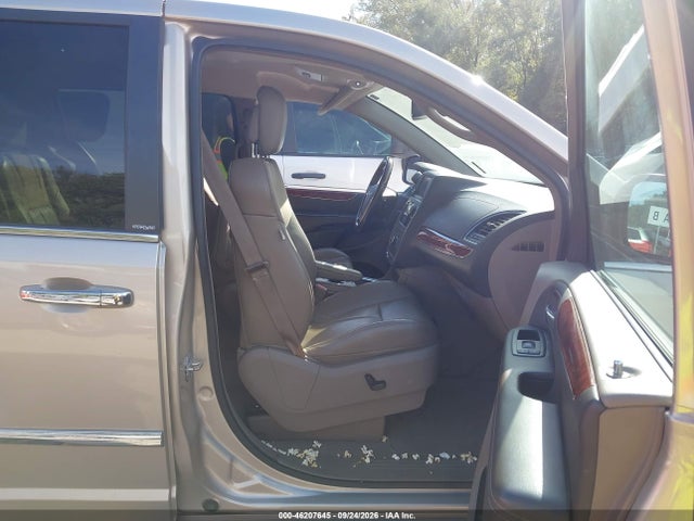 46207645 :رقم المزاد ، 2C4RC1GG1DR777368 vin ، 2013 Chrysler Town & Country Limited مزاد بيع