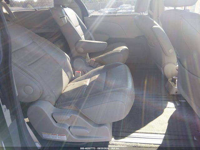 Продажа на аукционе авто 2016 Toyota Sienna Xle Premium 8 Passenger, vin: 5TDYK3DC9GS737174, номер лота: 46207773