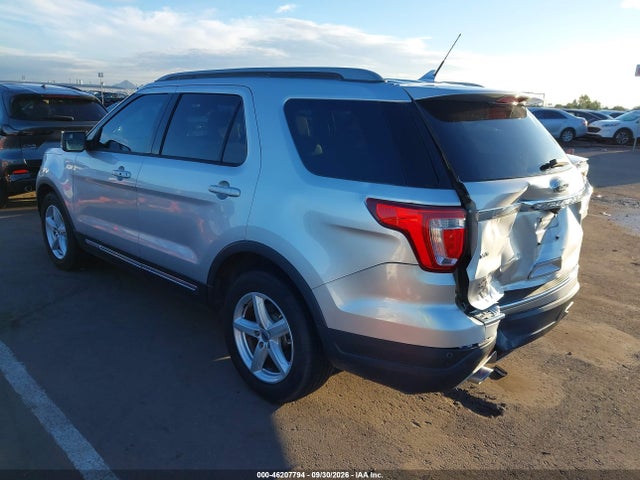 Ford EXPLORER XLT 2018 1FM5K7D86JGB09642 Image 3