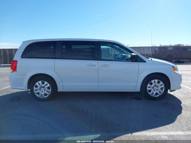 46207839 :رقم المزاد ، 2C4RDGBG7JR288735 vin ، 2018 Dodge Grand Caravan Se مزاد بيع