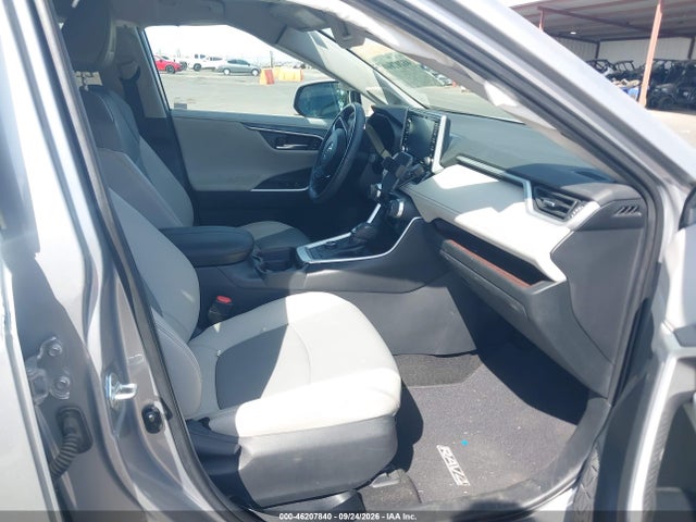2019 Toyota Rav4 Hybrid Limited მანქანა იყიდება აუქციონზე, vin: 2T3DWRFVXKW025039, აუქციონის ნომერი: 46207840
