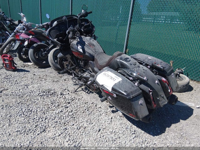 Harley-Davidson Fltrxstse 2024 1HD1TL816RB950583 Image 3