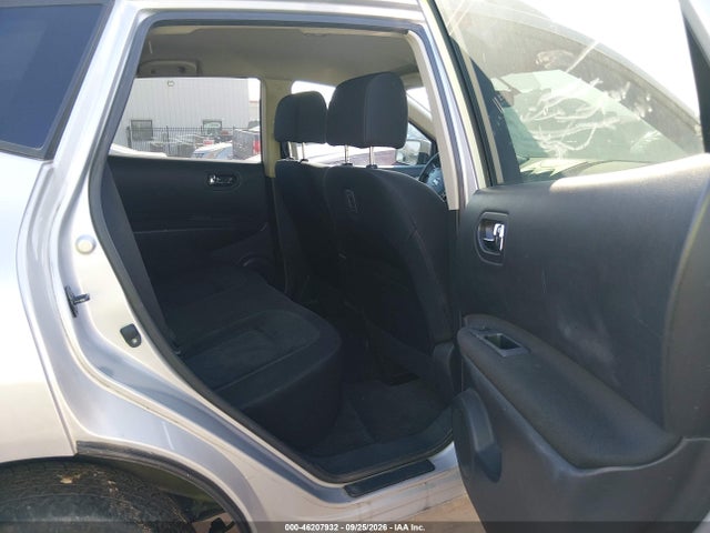 Продажа на аукционе авто 2015 Nissan Rogue Select S, vin: JN8AS5MT7FW653600, номер лота: 46207932