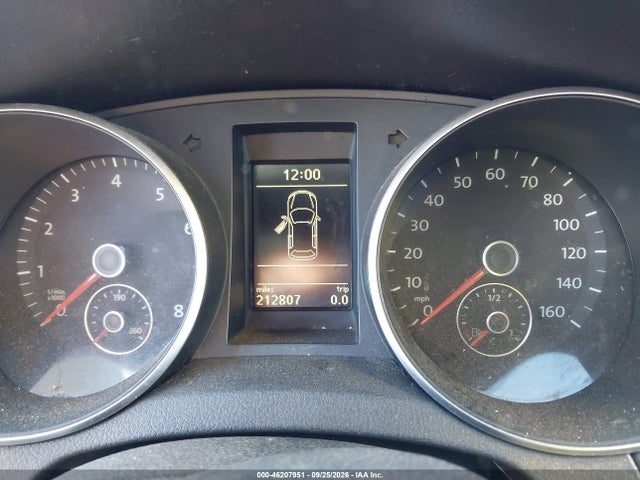 46207951 :رقم المزاد ، WVWBB7AJ9CW311334 vin ، 2012 Volkswagen Golf Conv مزاد بيع