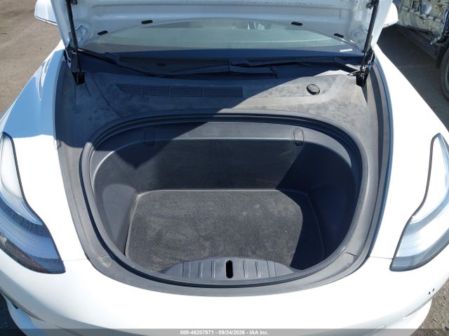 Продаж на аукціоні авто 2018 Tesla Modelo 3 Long Range/mid Range, vin: 5YJ3E1EA7JF154682, номер лоту: 46207971