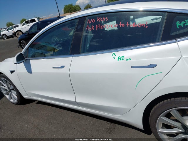 Продаж на аукціоні авто 2018 Tesla Modelo 3 Long Range/mid Range, vin: 5YJ3E1EA7JF154682, номер лоту: 46207971