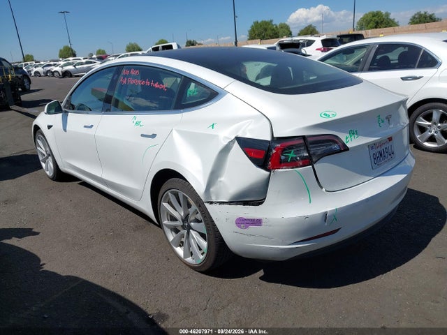 Продаж на аукціоні авто 2018 Tesla Modelo 3 Long Range/mid Range, vin: 5YJ3E1EA7JF154682, номер лоту: 46207971