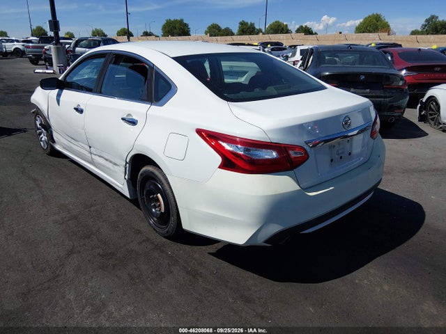 Nissan Altima 2.5 S 2017 1N4AL3AP9HC248286 Image 3