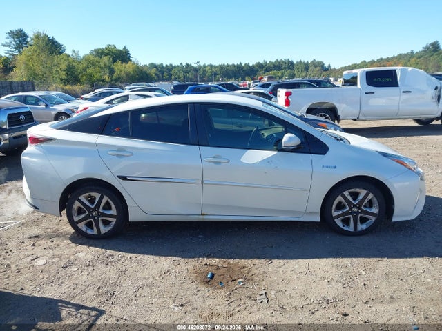 Продажа на аукционе авто 2016 Toyota Prius Three Touring, vin: JTDKARFU8G3019294, номер лота: 46208072