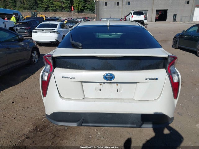 Продажа на аукционе авто 2016 Toyota Prius Three Touring, vin: JTDKARFU8G3019294, номер лота: 46208072