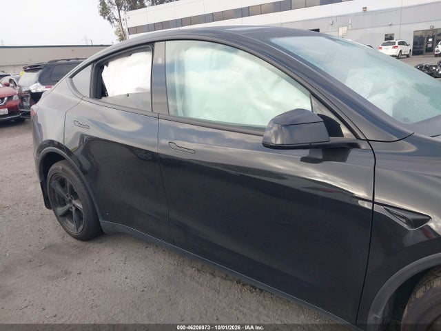 7SAYGDEE7TF418378 Tesla Model Y All-wheel Drive/long Range Launch Series/premium All-wheel Drive