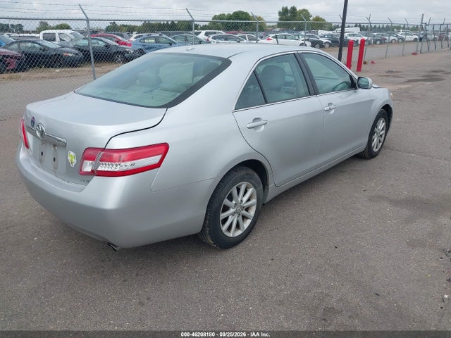 46208180 :رقم المزاد ، 4T4BF3EK3BR205425 vin ، 2011 Toyota Camry Xle مزاد بيع