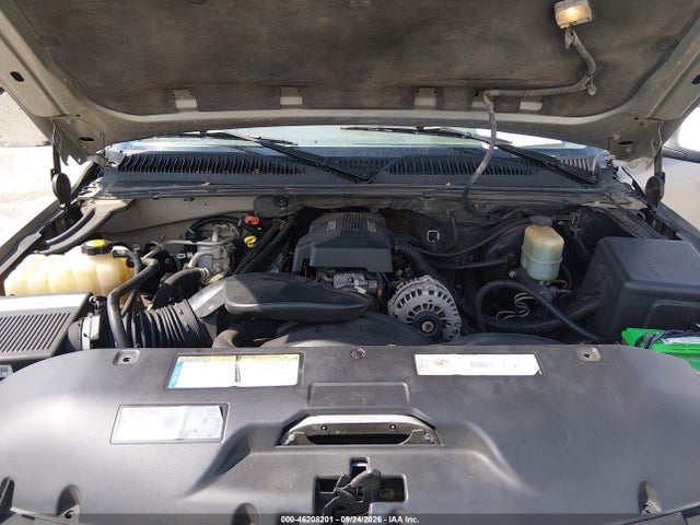 2000 Chevrolet New Tahoe Lt მანქანა იყიდება აუქციონზე, vin: 1GNEK13T1YJ172403, აუქციონის ნომერი: 46208201