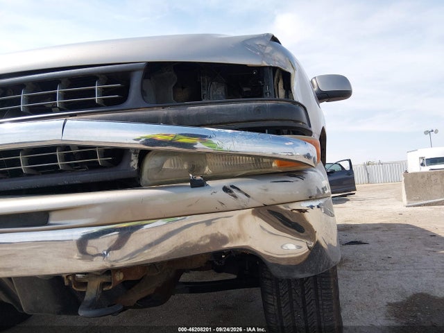 2000 Chevrolet New Tahoe Lt მანქანა იყიდება აუქციონზე, vin: 1GNEK13T1YJ172403, აუქციონის ნომერი: 46208201