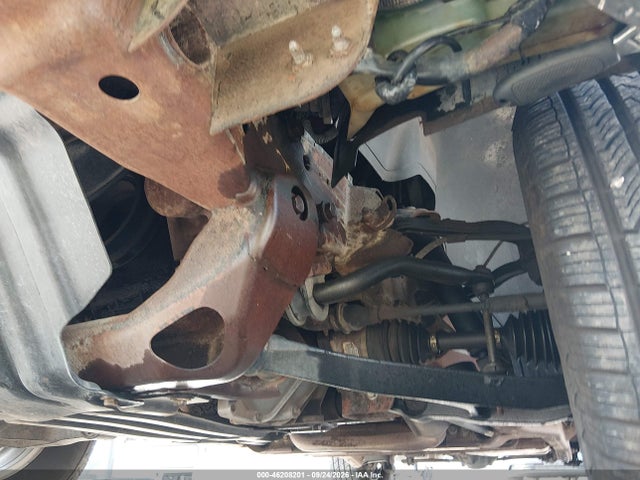 2000 Chevrolet New Tahoe Lt მანქანა იყიდება აუქციონზე, vin: 1GNEK13T1YJ172403, აუქციონის ნომერი: 46208201