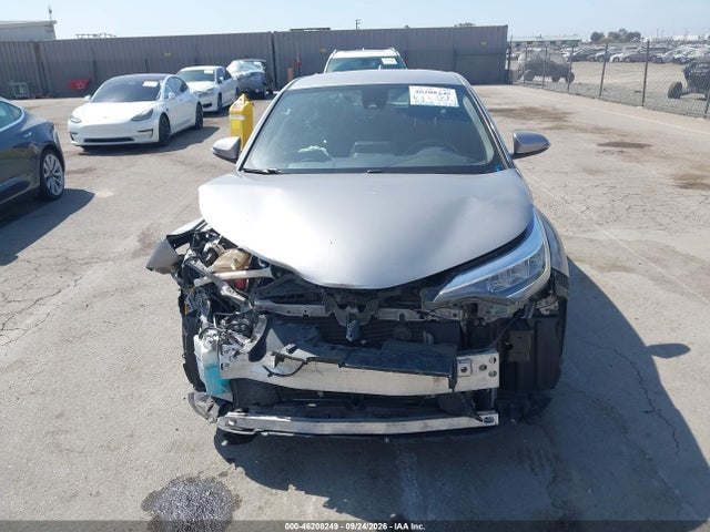 JTNKHMBX0L1079165 Toyota C-HR XLE