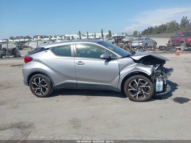 JTNKHMBX0L1079165 Toyota C-HR XLE