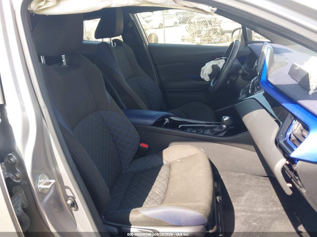 JTNKHMBX0L1079165 Toyota C-HR XLE