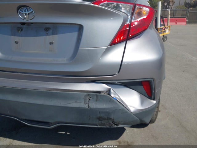 JTNKHMBX0L1079165 Toyota C-HR XLE