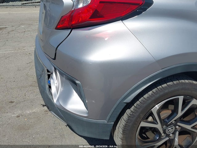 JTNKHMBX0L1079165 Toyota C-HR XLE
