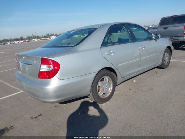 2003 Toyota Camry Le V6 მანქანა იყიდება აუქციონზე, vin: 4T1BF32K13U043200, აუქციონის ნომერი: 46208289