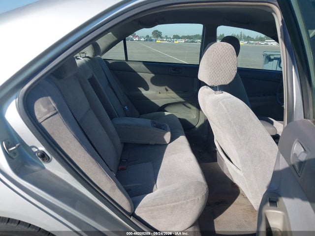 2003 Toyota Camry Le V6 მანქანა იყიდება აუქციონზე, vin: 4T1BF32K13U043200, აუქციონის ნომერი: 46208289