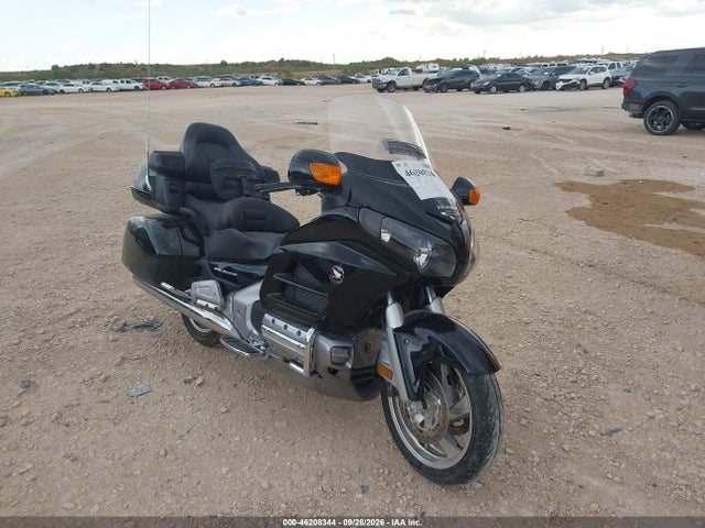 2015 Honda Gl1800 მანქანა იყიდება აუქციონზე, vin: JH2SC68G8FK300491, აუქციონის ნომერი: 46208344